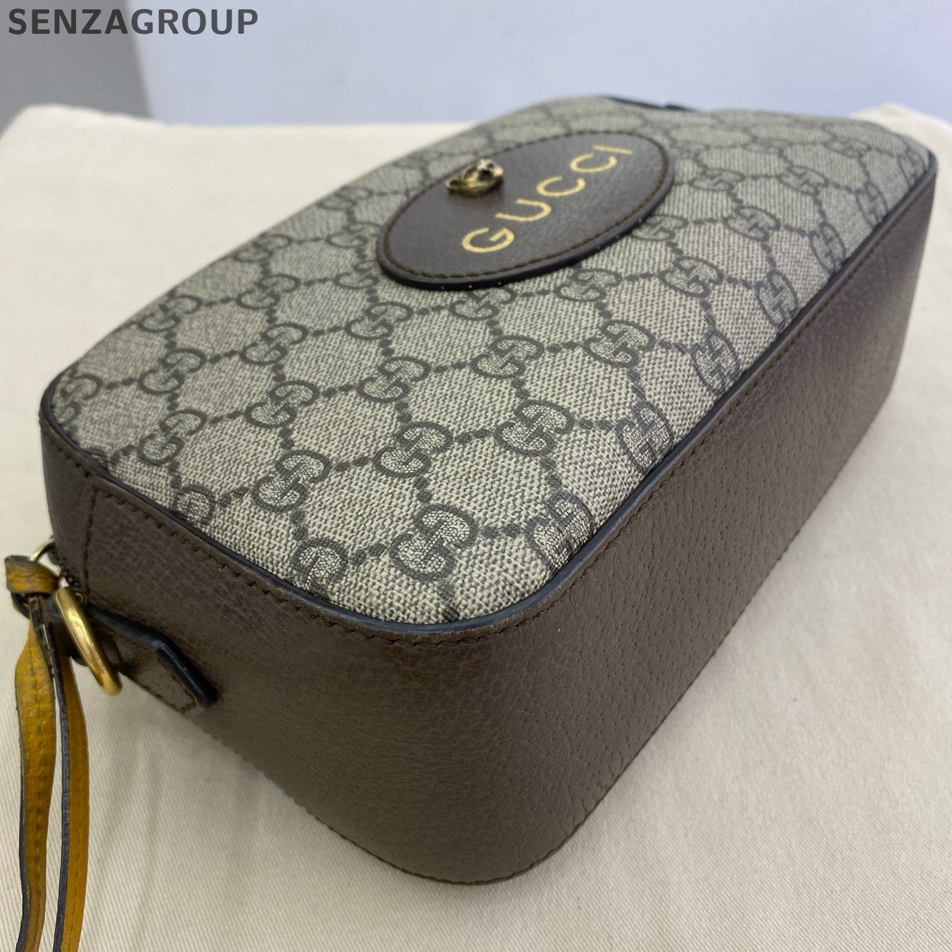 Gucci GG Supreme Canvas Brown Shoulder Crossbody Bag Unisex Classic