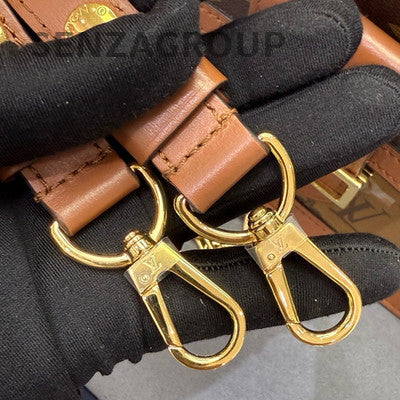 Louis Vuitton Daphne Medium Monogram Brown Gold Chain Shoulder Bag