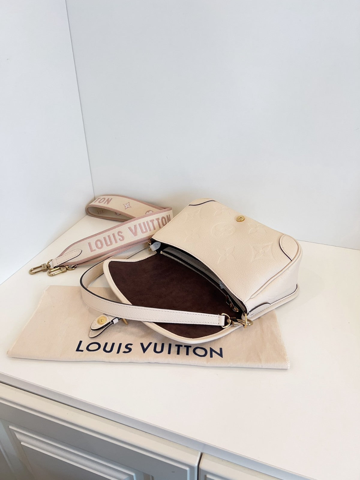 Louis Vuitton Diane Monogram Empreinte Cream White Shoulder bag Crossbody Women