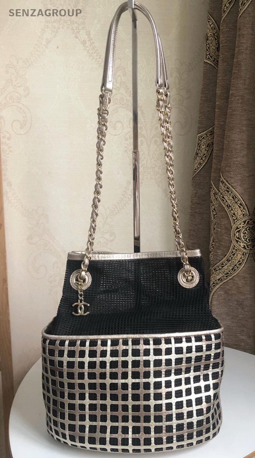 CHANEL Knitted single-shoulder bag Women Black Silver