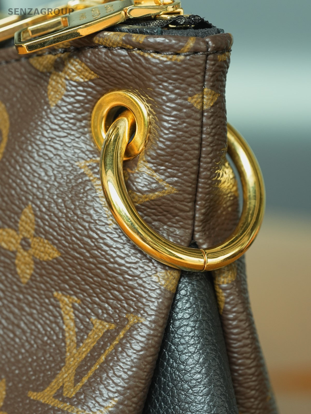 Louis Vuitton M42960 Monogram Pallas BB Shoulder Bag