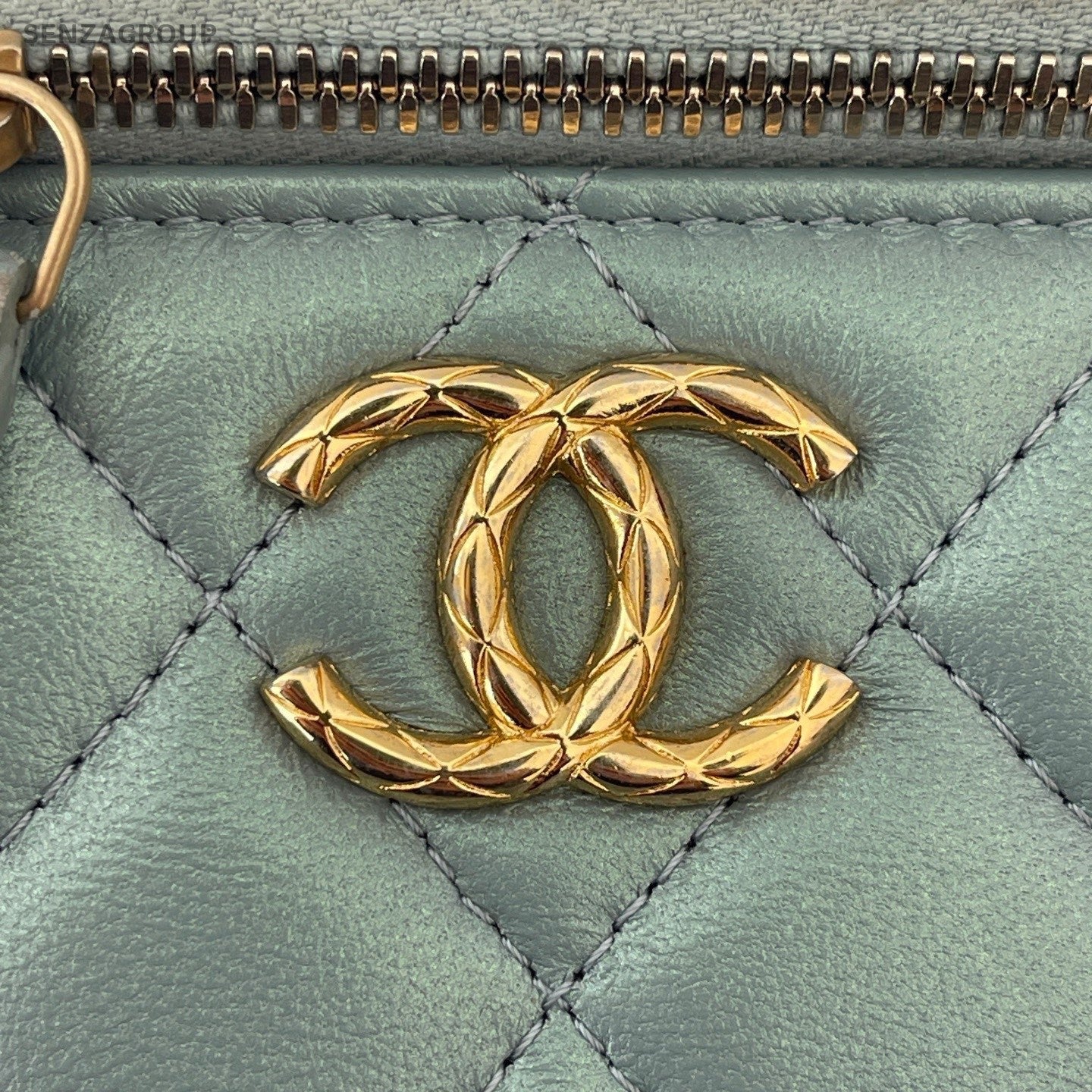 Chanel Lambskin Chain Diamond Crossbody Green Gold Used Women Classic Fashion