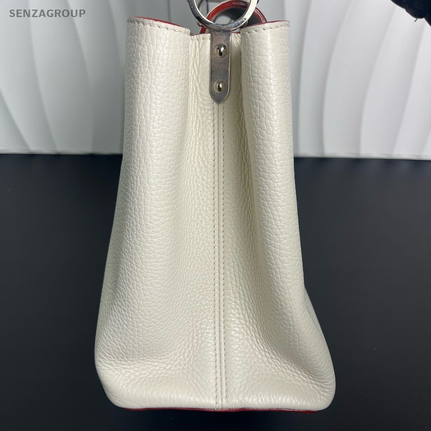 Louis Vuitton Capucines GM Calfskin Top Handle Bag White Silver Women Classic
