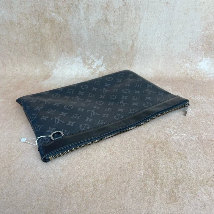 Authentic Louis Vuitton Black Epi Leather Clutch For Women