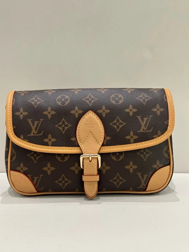 Louis Vuitton Canvas Baguette Shoulder Bag For Women