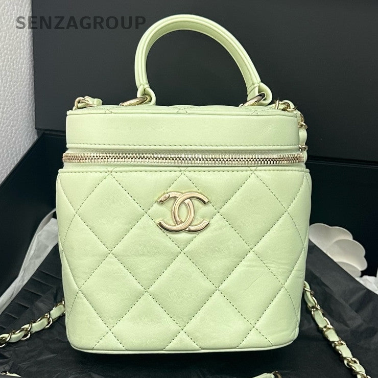 Chanel Trendy CC Lambskin Cosmetic Chain Shoulder Bag Green Gold Hardware