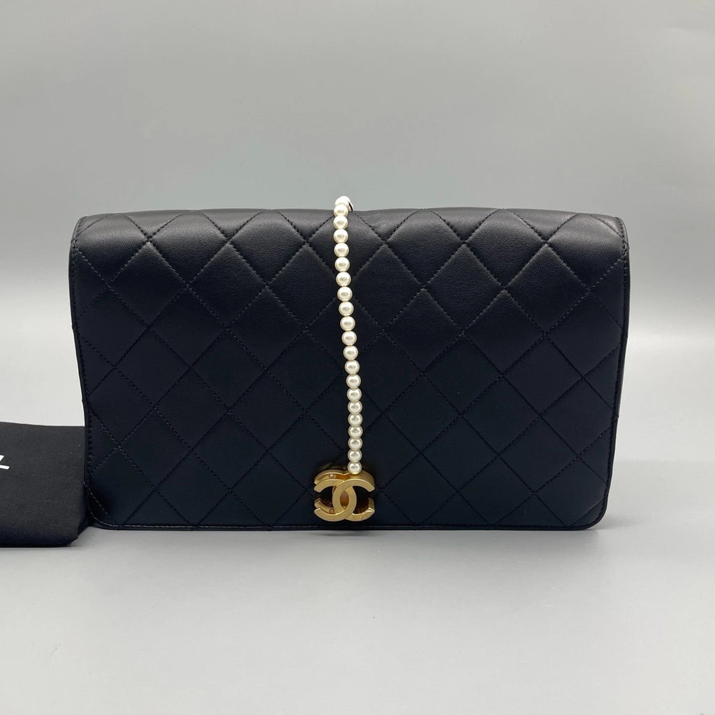 Chanel Quilted Lambskin Clutch Bag For Women