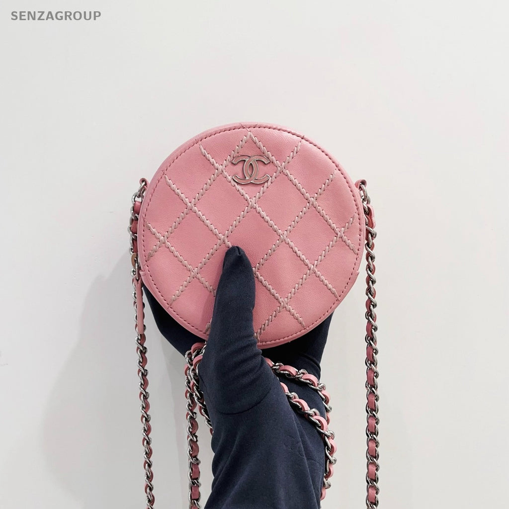 CHANEL Enamel clasp Lambskin Chain Shoulder bag Crossbody Pink Women