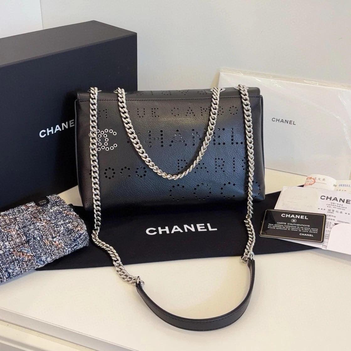 Chanel Classic Flap Chain Shoulder Bag Crossbody Black Silver Women Fashion