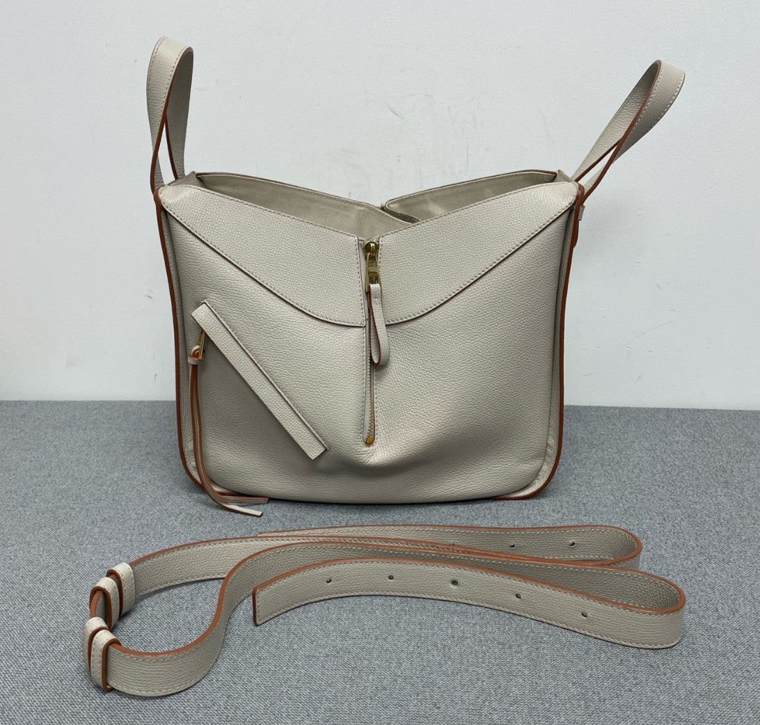 Loewe Hammock PM Top Handle Crossbody White Used Women Classic