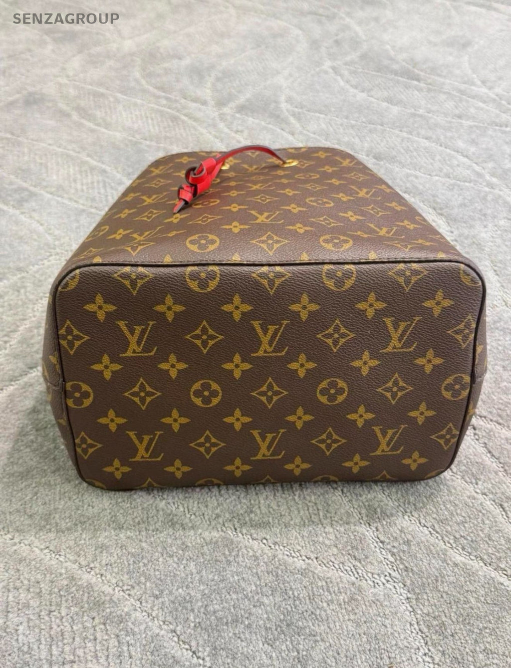 SJ0001 Louis Vuitton Bucket bag Red strap & interior Neo Noe  bucket