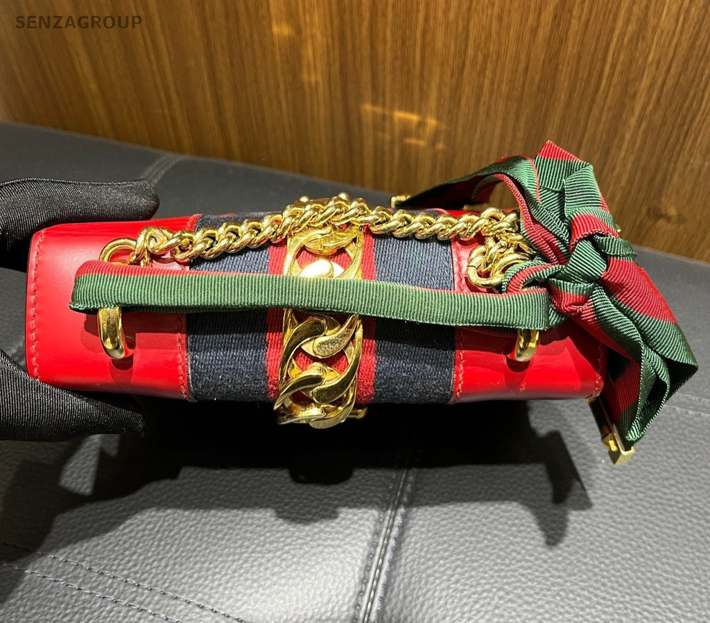 Gucci Sylvie PM Chain Shoulder Bag Crossbody Used Women Classic Fashion