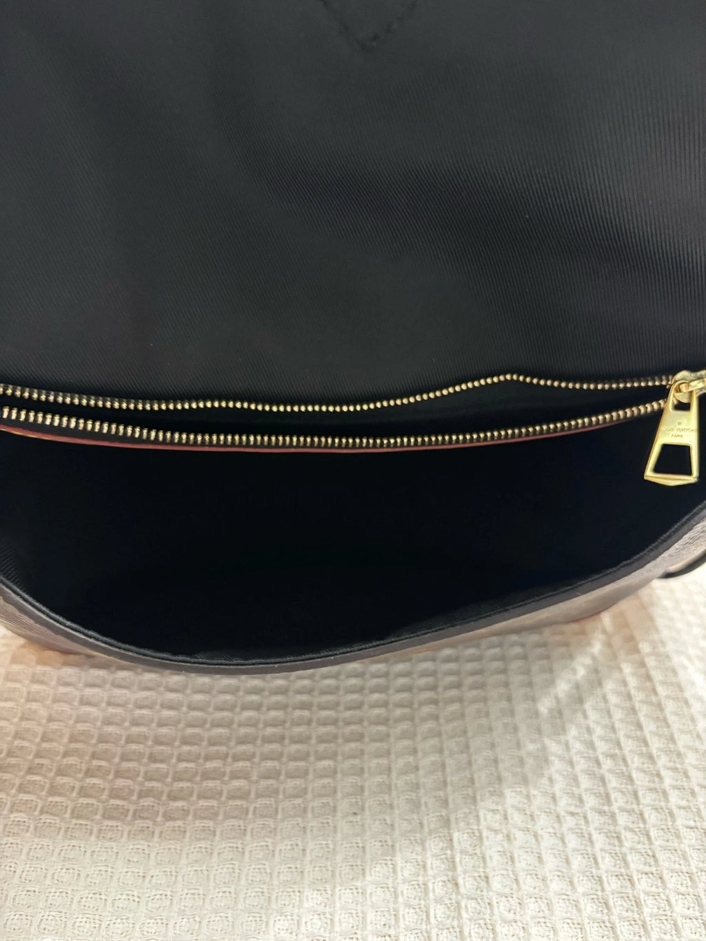 Louis Vuitton Diane Canvas Brown Shoulder Bag Excellent