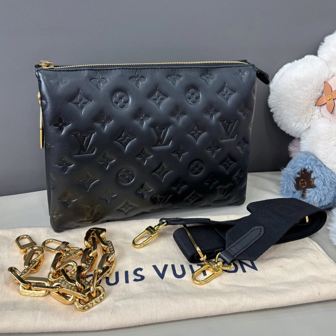Louis Vuitton Coussin PM Chain Shoulder Crossbody Black Gold Women Classic