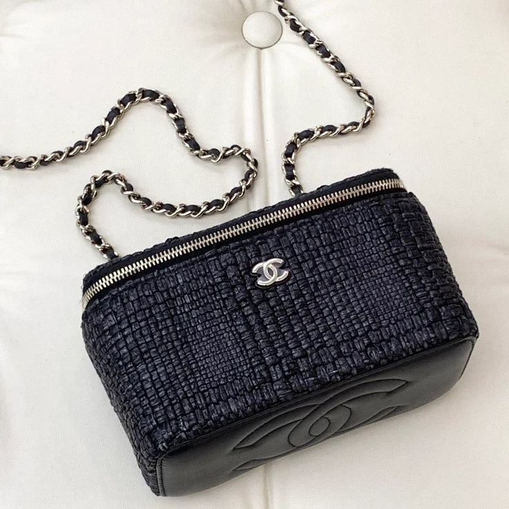Chanel Vanity Case Chain Shoulder Crossbody Bag Black Gold Hardware Women S