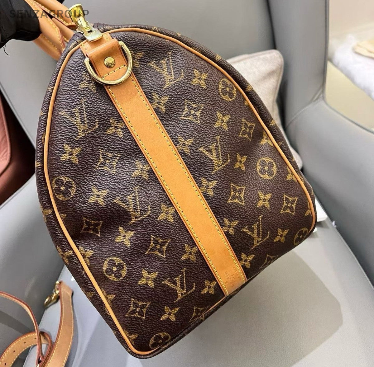 Louis Vuitton Keepall Monogram Top Handle Shoulder Bag Crossbody Unisex Adults
