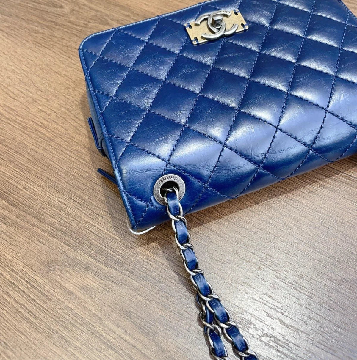 CHANEL Oil Wax PM Diamond Shoulder Bag Crossbody Bag Women Claasic