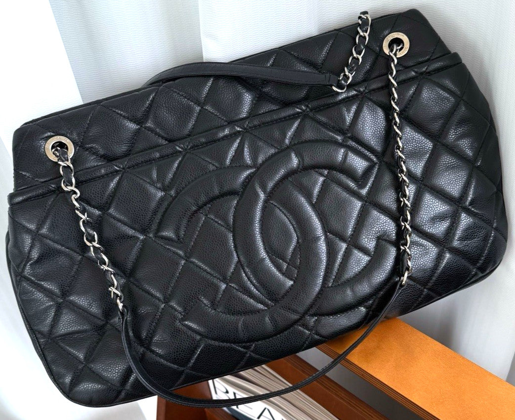 CHANEL Relief sculpture CC Chain Shoulder bag Black Silver tote Women