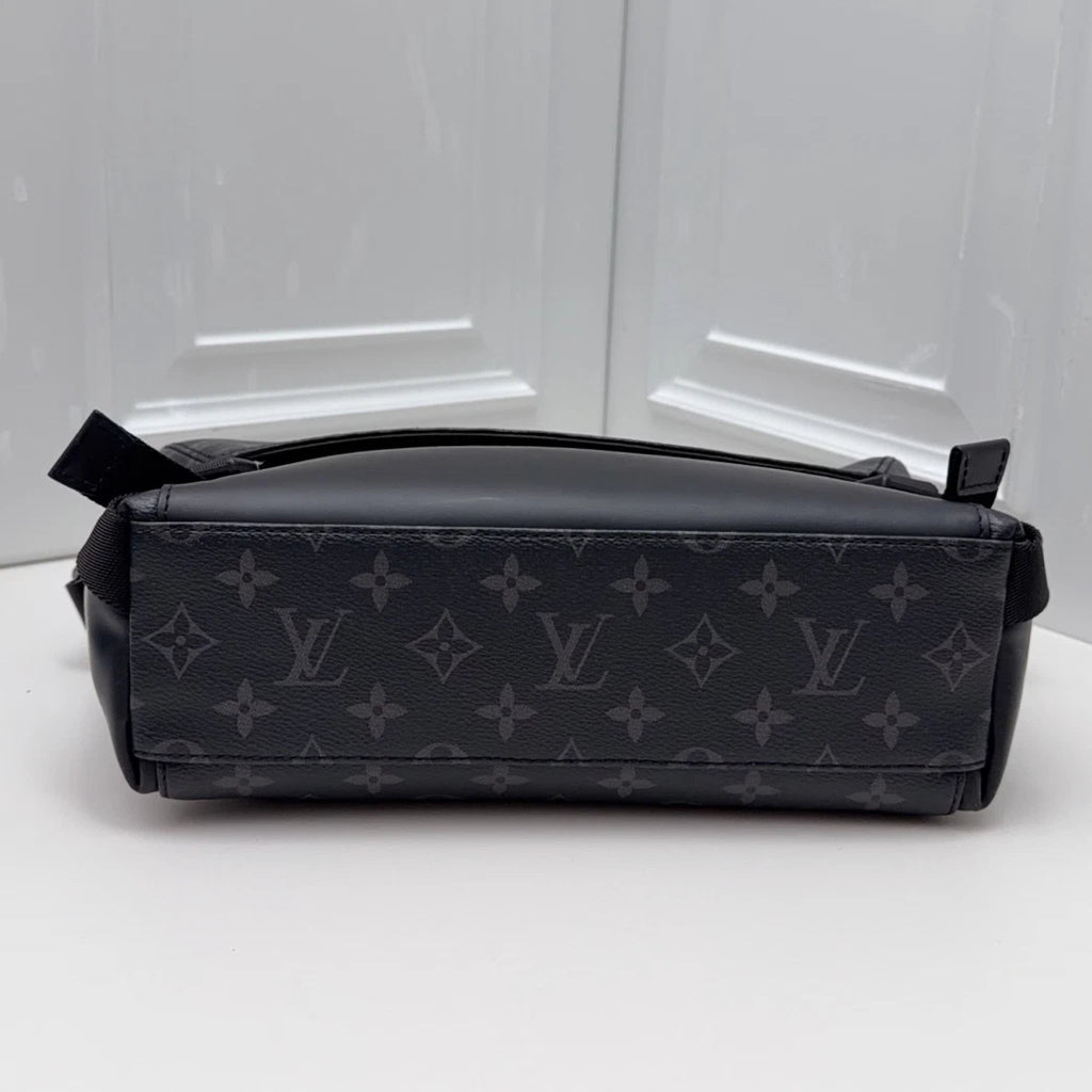 Louis Vuitton Voyager Monogram Eclipse Shoulder Crossbody Black Silver Unisex