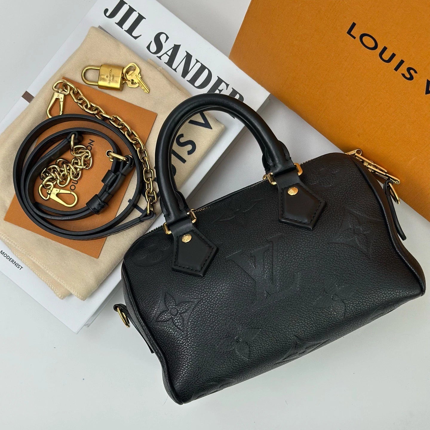Louis Vuitton Speedy20 Monogram Black Gold Crossbody Handbag Excellent