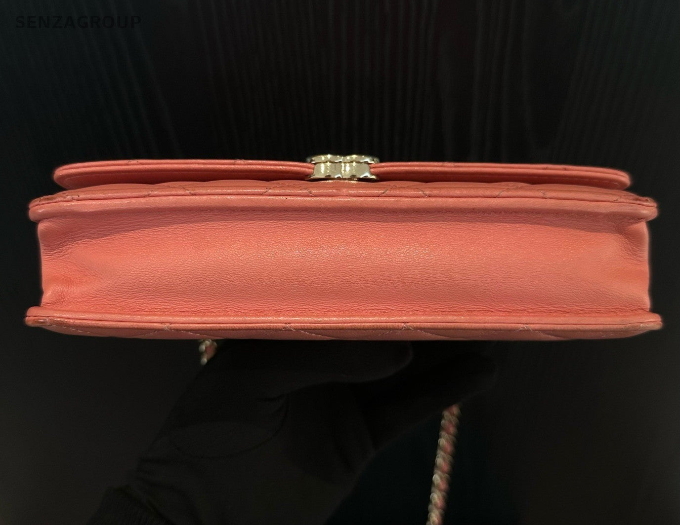 Chanel 22A WOC Lambskin Chain Crossbody Pink Silver Used Women Fashion Diamond
