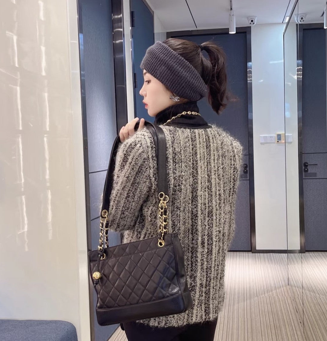 Chanel Diamond Chain Lambskin Black Gold Shoulder Bag Women Classic Vintage