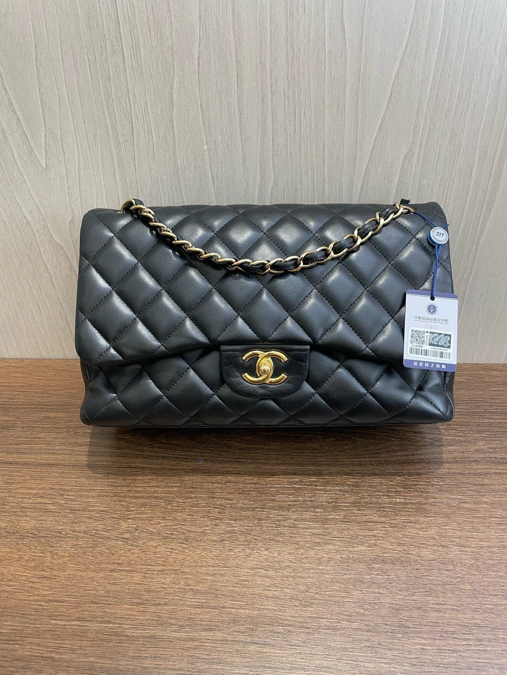 CHANEL Classic Flap Jumbo Chain Shoulder Crossbody Bag Daily Use Black Gold