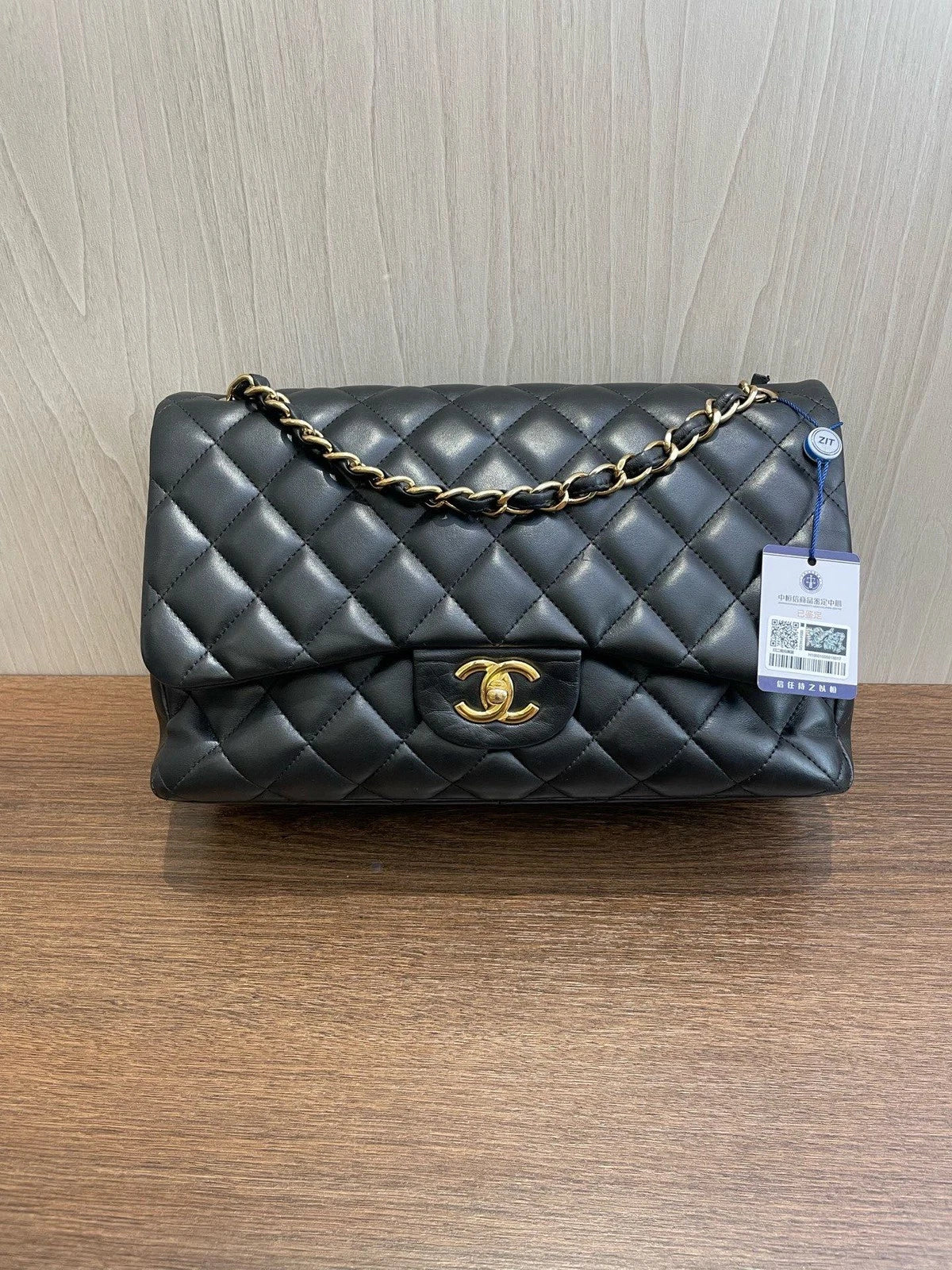 CHANEL Classic Flap Jumbo Chain Shoulder Crossbody Bag Daily Use Black Gold