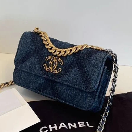 Excellent Chanel 19Bag WOC Mini Blue Denim Chain Top Handle Crossbody Bag GHW