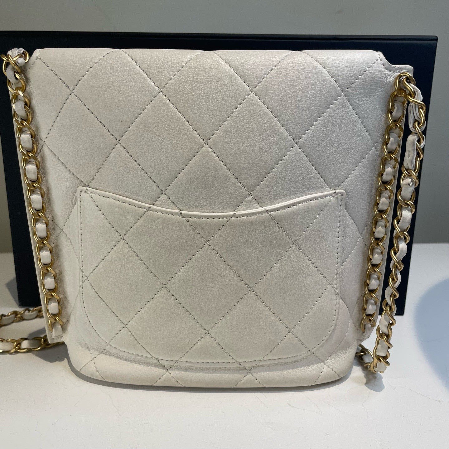 Chanel Diamond Chain Hobo Bag Calfskin Shoulder Bag White Gold Women Classic