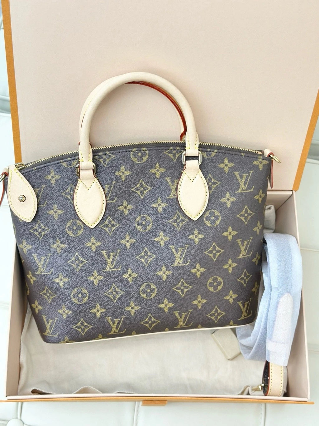 Louis Vuitton Neo Lockit PM Monogram Tote Top Handle Crossbody Bag Women S
