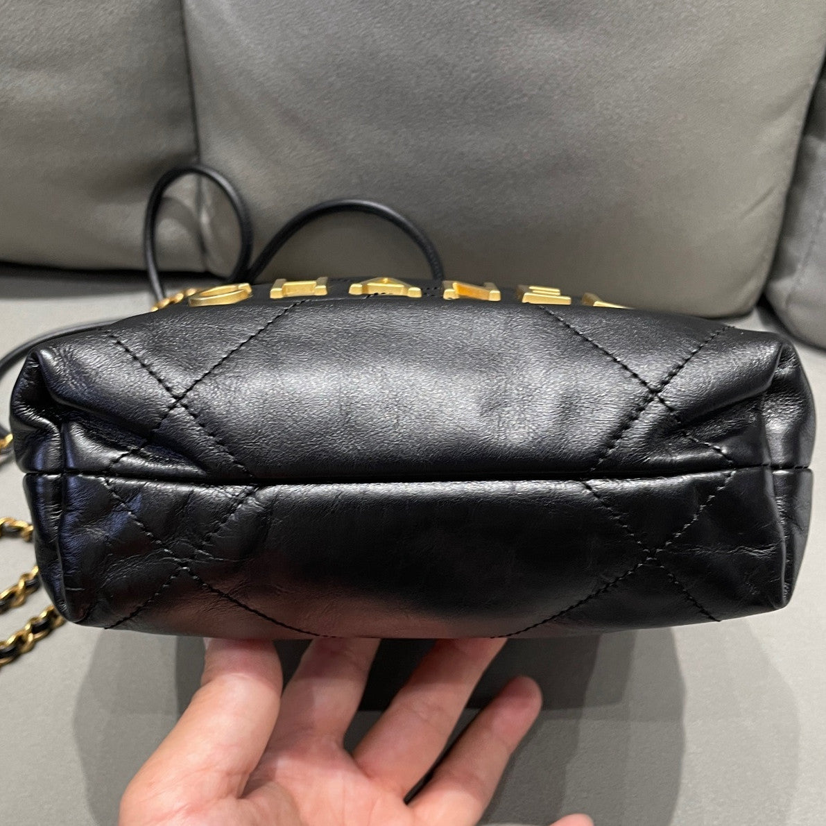 Chanel 22 Bag Mini Black Gold Quilted Chain Shoulder Bag Classic Fashion