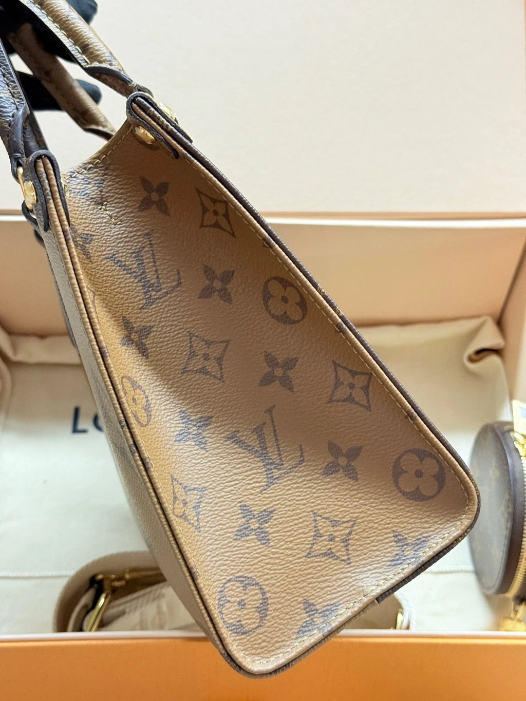 Louis Vuitton OnTheGo Canvas Tote Bag Excellent