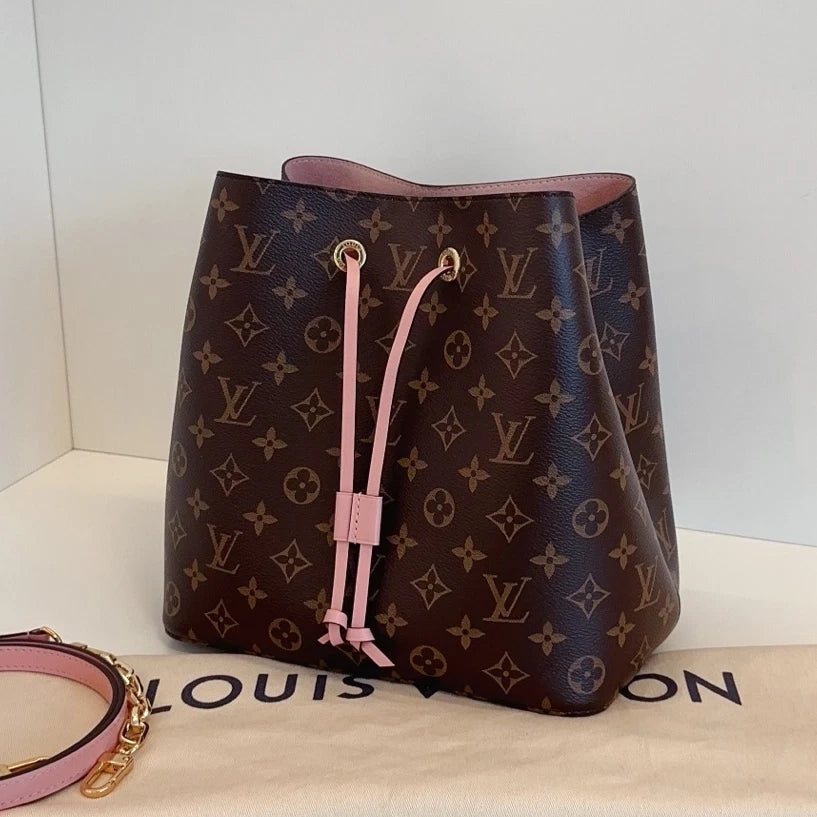 Louis Vuitton NeoNoe MM Monogram Brown Gold Shoulder Bag Crossbody Excellent