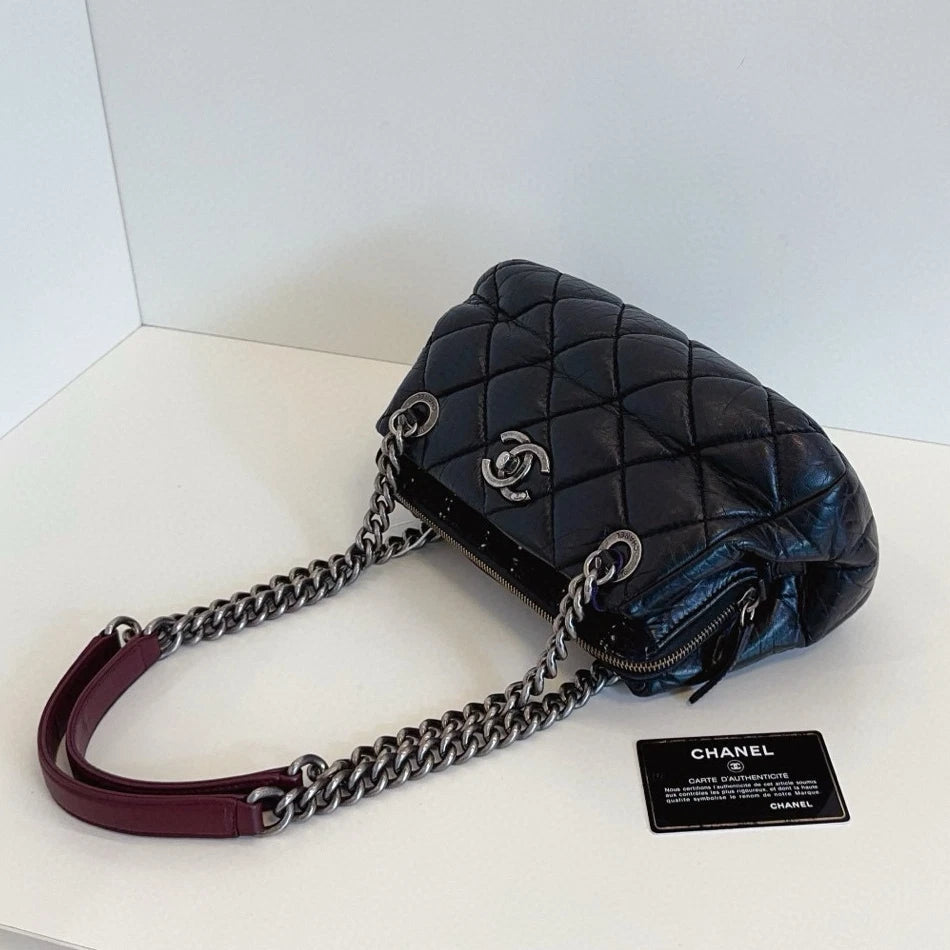 Chanel Calfskin Diamond Chain Shoulder Bag Black Silver Used Women Classic