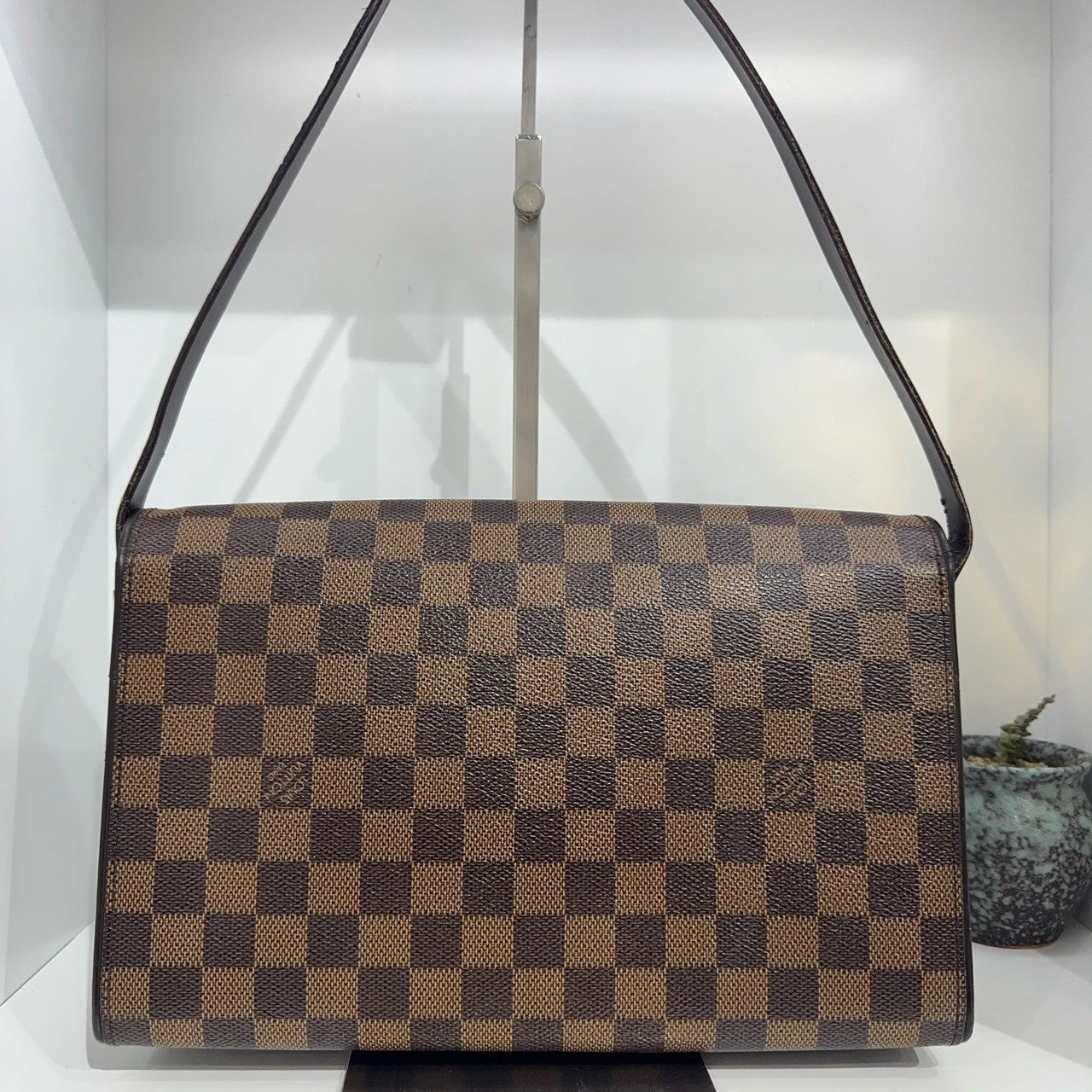 Louis Vuitton Damier Canvas Flap Shoulder Underarm Bag For Women