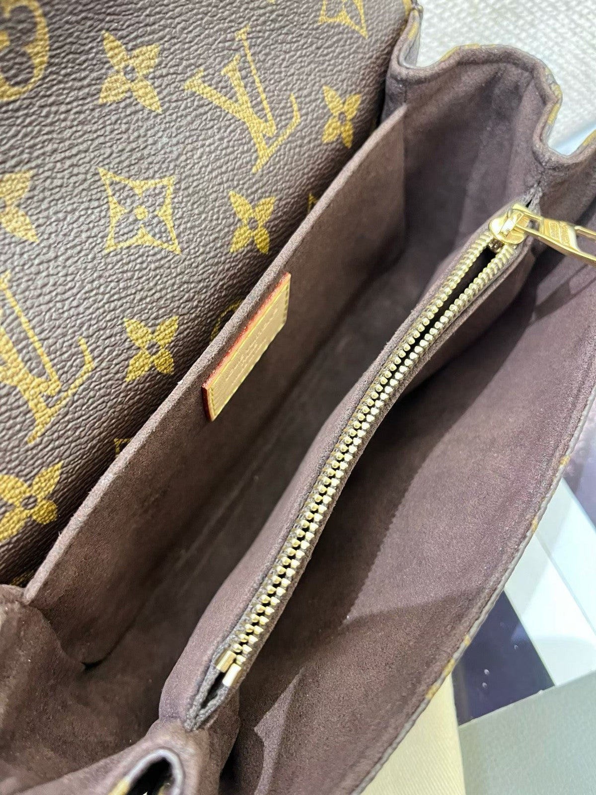 Louis Vuitton Metis East West Monogram Chain Shoulder Bag Crossbody Brown Women