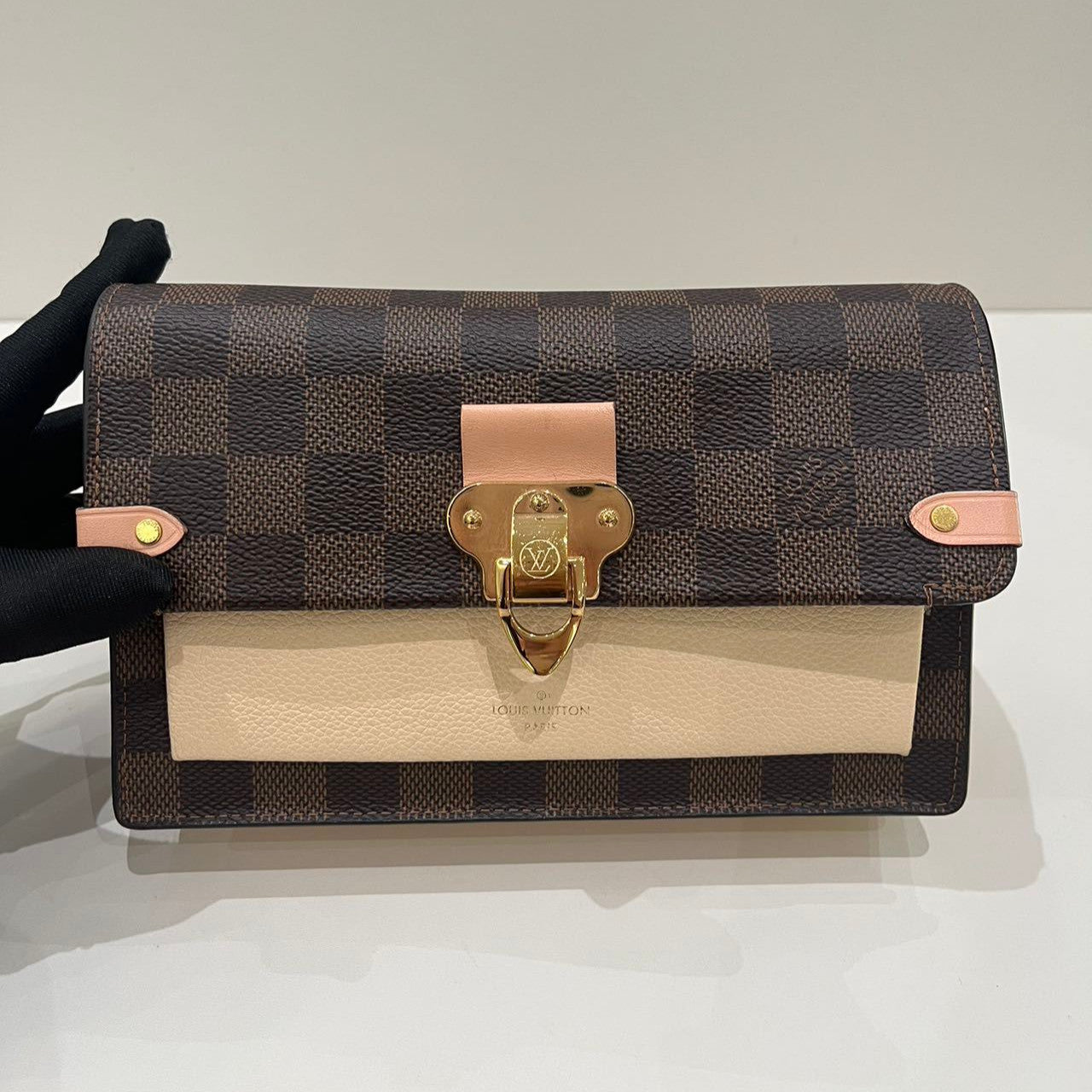 Louis Vuitton Vavin Damier Chain Crossbody Bag Classic Fashion Women