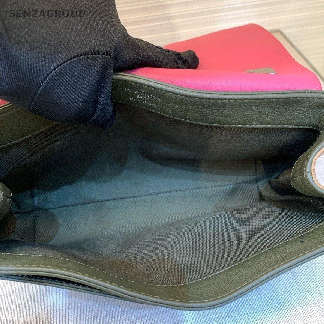 Louis Vuitton Lock ME Pink with Brown Shoulder Bag Crossbody