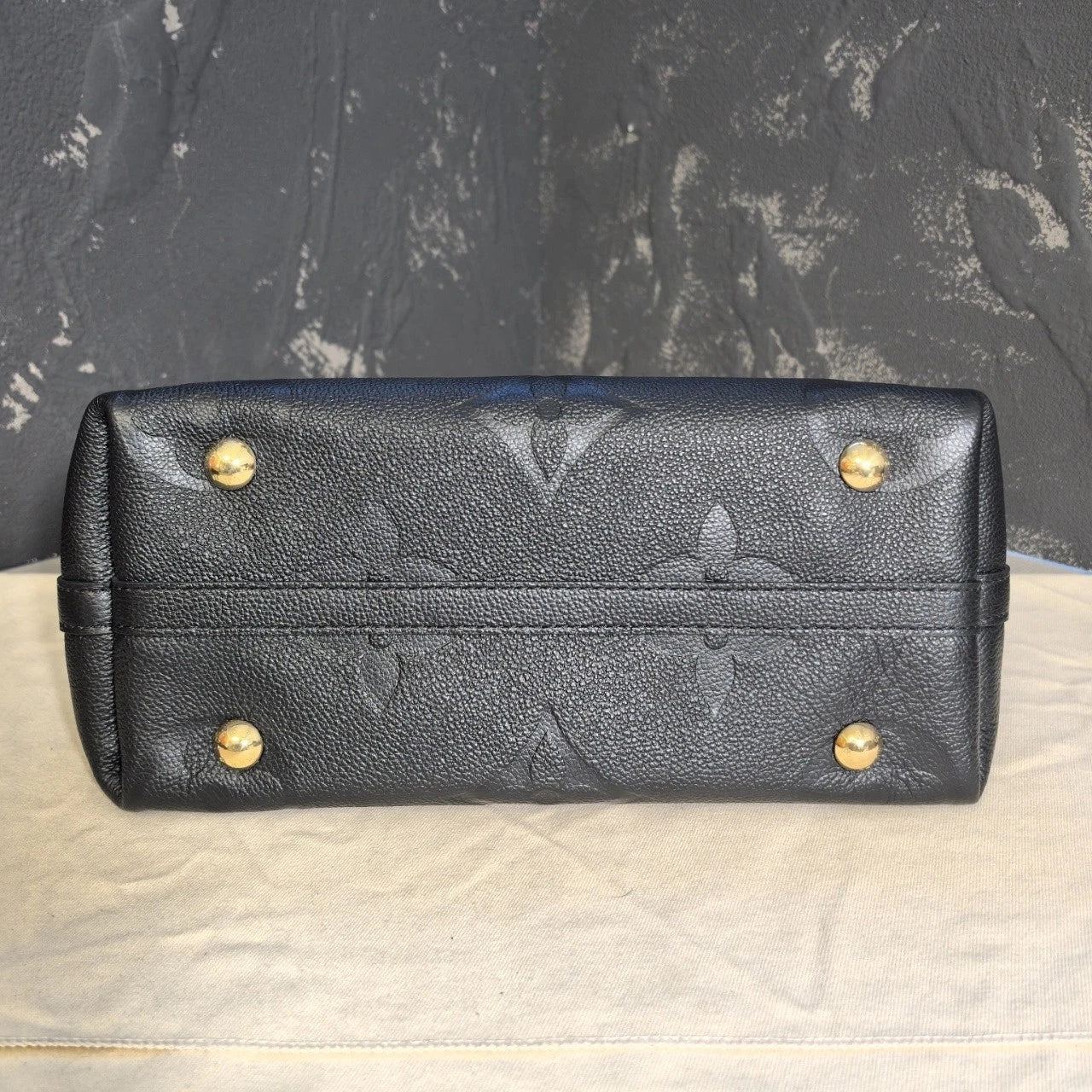 Louis Vuitton Carryall Black Tote Bag Excellent