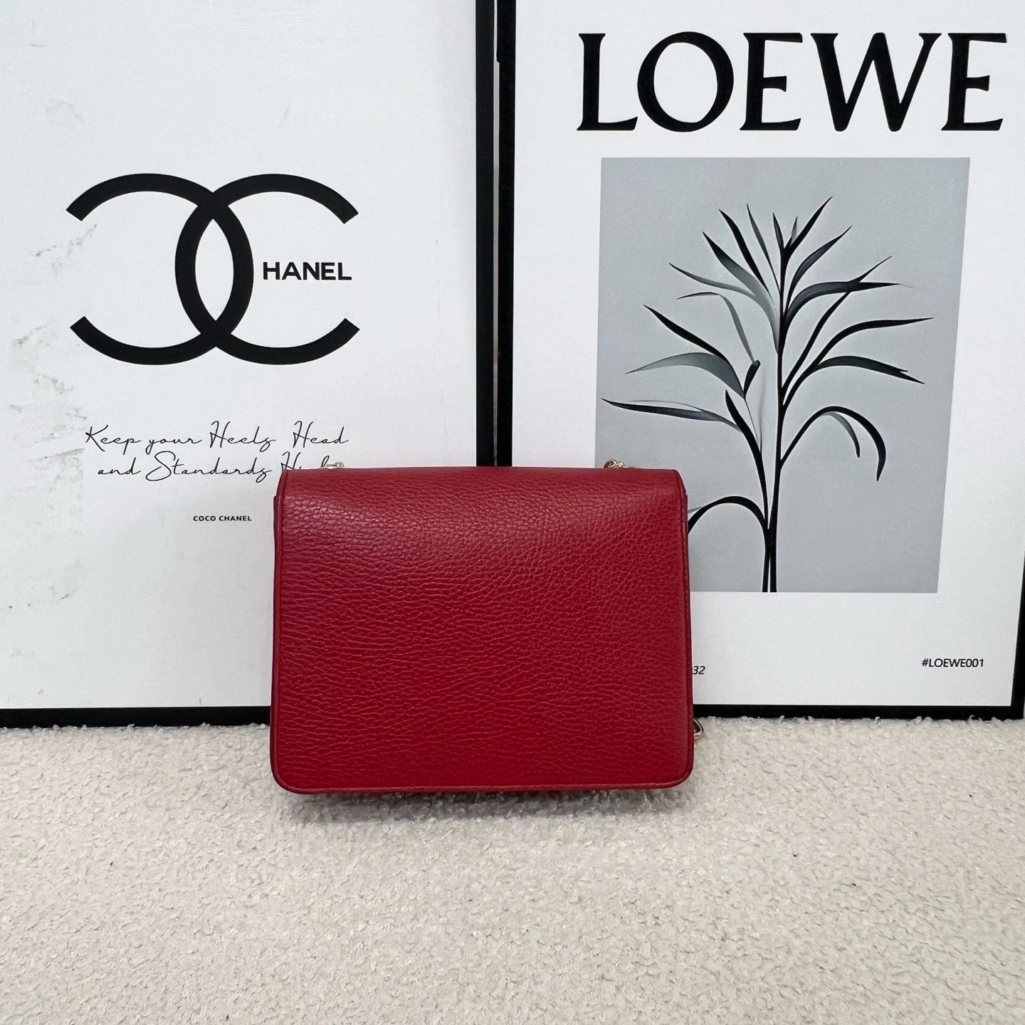 Gucci Red Double G Gold Buckle Accordion Chain Shoulder Bag Women