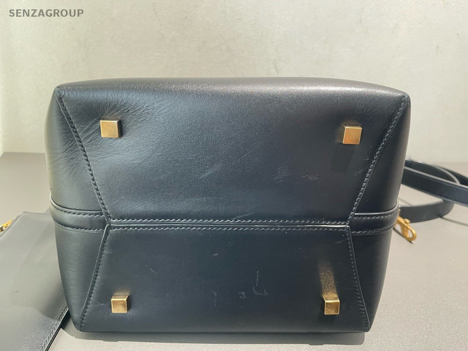 Saint Laurent LE37 GM Bucket Handbag Crossbody Black Gold Women Classic Designer
