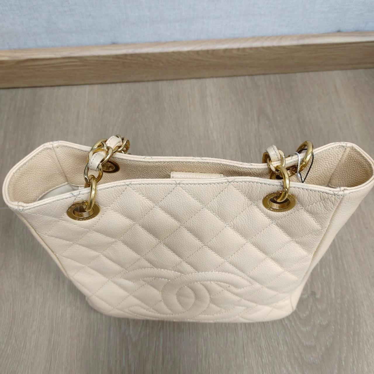 SJ0001 GST Small Flap Bag Beige
