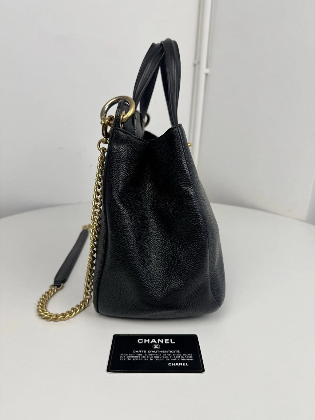 Authentic Chanel Calfskin Tote Black Handbag Gold Chain Shoulder Bag Turnlock