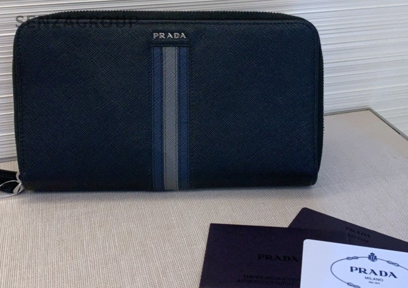 PRADA Logo Black  Zipper wallet