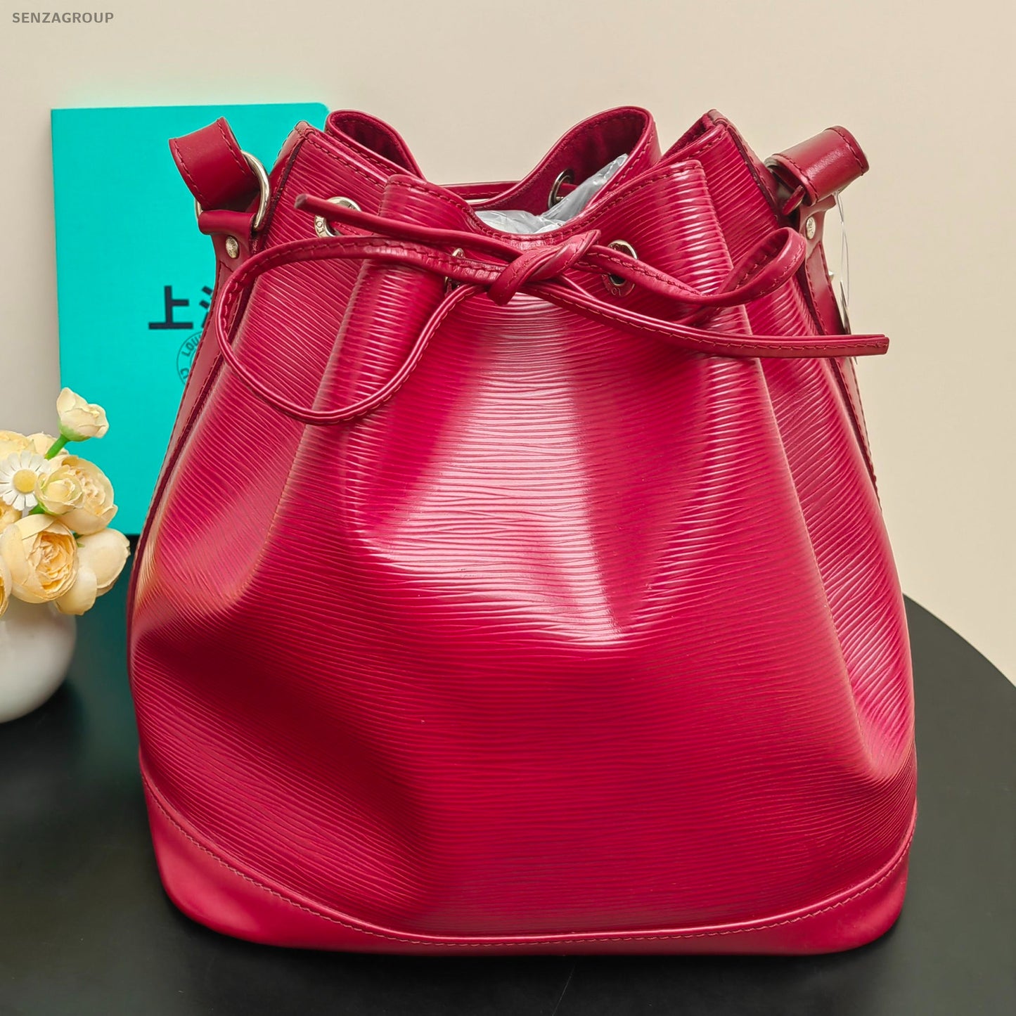 Louis Vuitton Monogram Bucket Bag Red Silver Drawstring Vintage Shoulder Bag