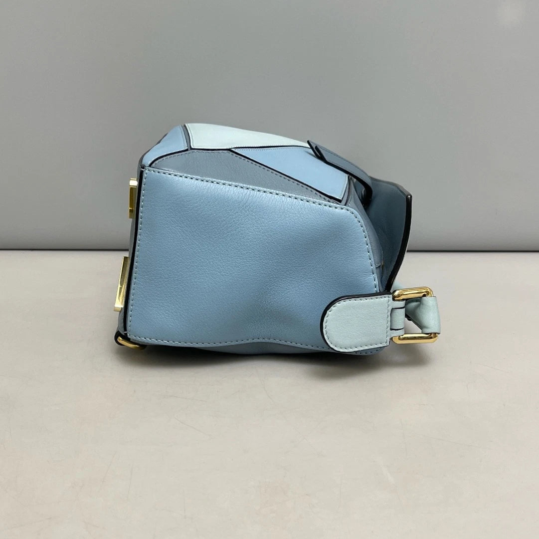 Authentic Loewe Puzzle Calfskin Shoulder Crossbody Bag Blue Gold Hardware