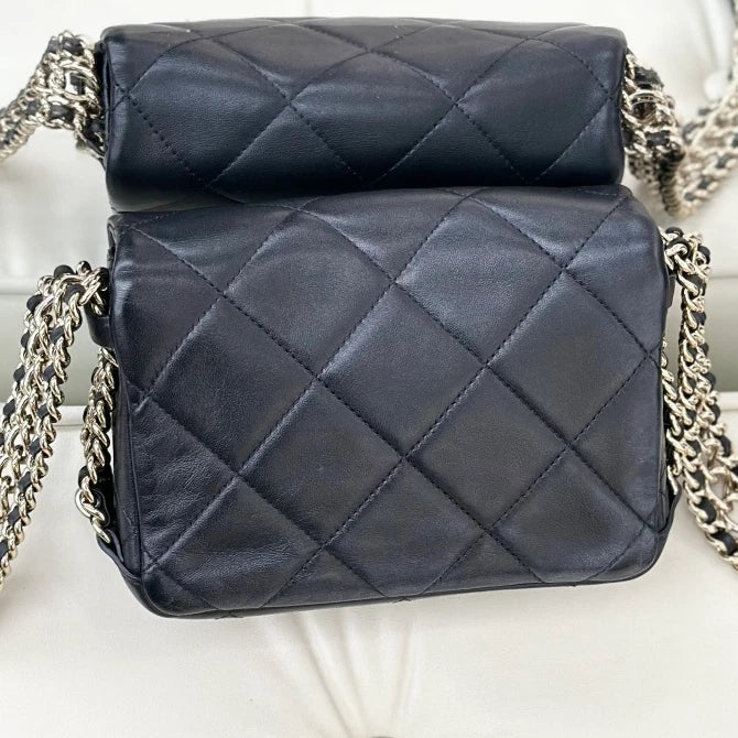 Chanel Chain Lambskin Shoulder Crossbody Bag Black Gold Women Classic S