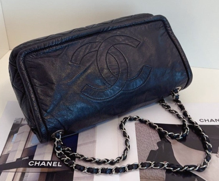 CHANEL CC Logo Hobo Chain Shoulder bag Black Silver Women Classic