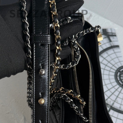 Chanel Black Gold Chevron Gabrielle Hobo Chain Shoulder Bag
